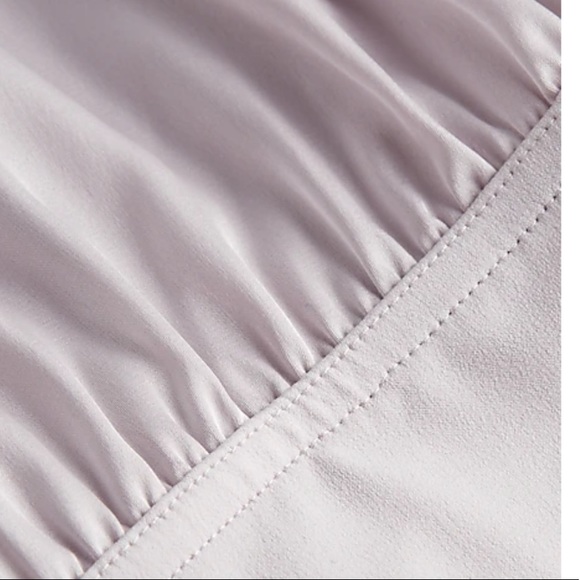 Color Block Strong Shoulder Thong Bodysuit - Picture 8 of 12